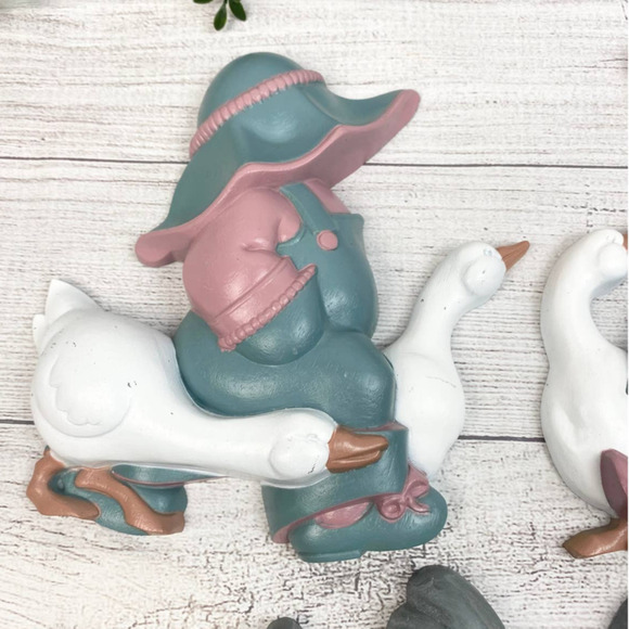 VNT 1980's Country Boy Girl & Bow Wall Decor Set Burwood Product Co and Homco - Picture 2 of 11